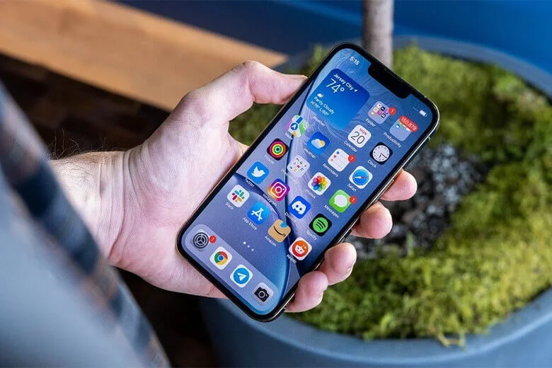 iPhone 13 Pro 01