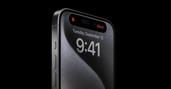iPhone 15 Pro Max 01