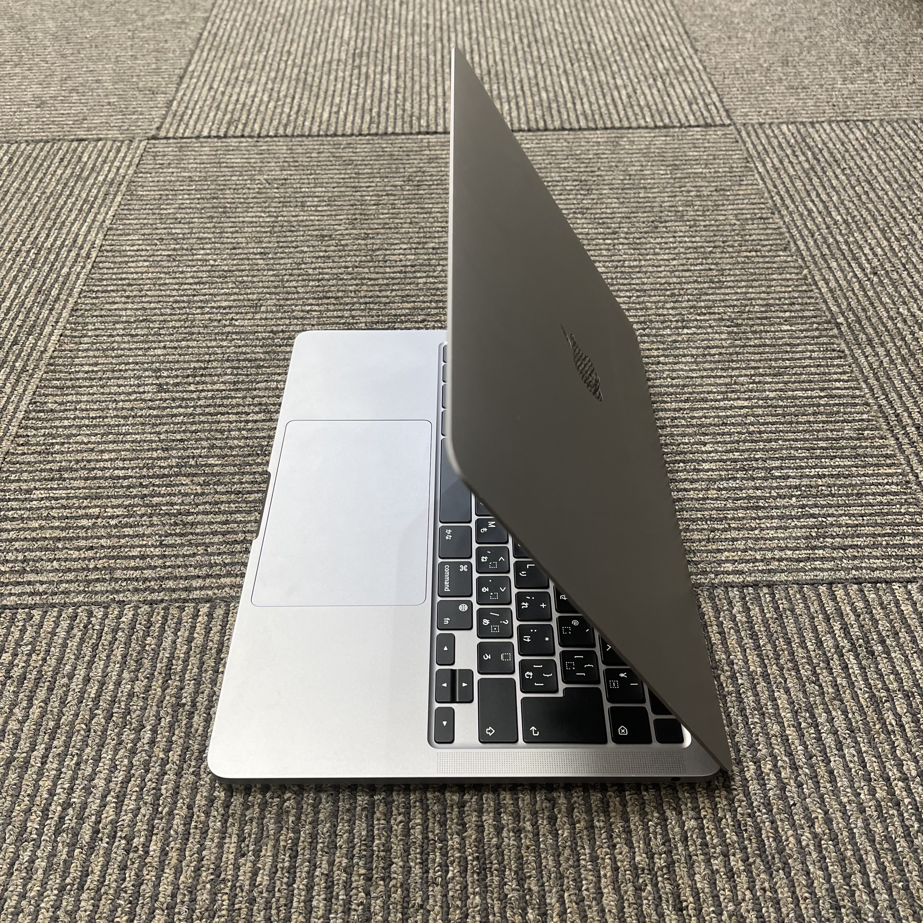 MacBook Pro 13 inch 2020 Space Gray Chip M1 / RAM 8GB / 256GB SSD MacBook Pro 13 inch 2020 Space Gray Chip M1 / RAM 8GB / 256GB SSD