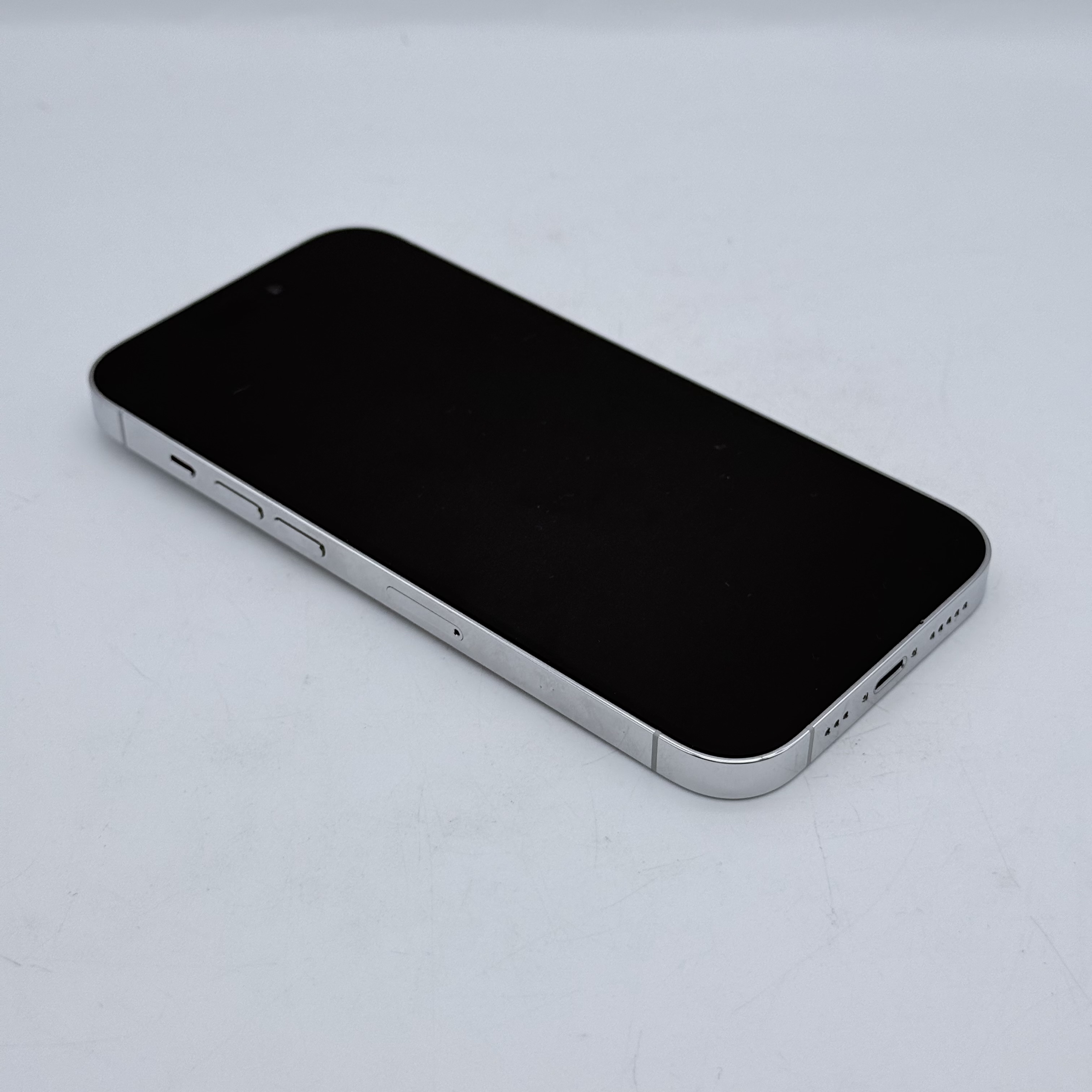 iPhone 14 Pro 256GB Silver SIM FREE iPhone 14 Pro 256GB Silver SIM FREE