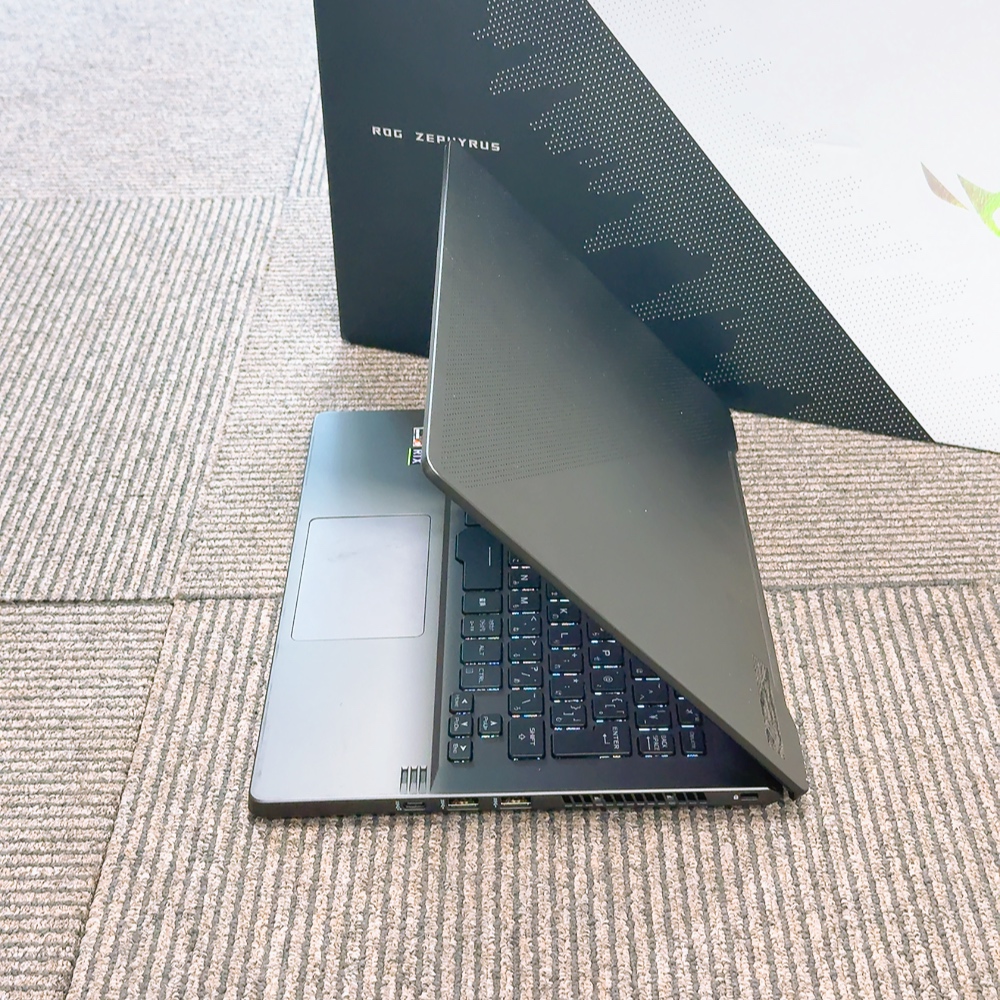 ASUS ROG Zephyrus G14 GA401QM Ryzen 9 5900HS/RAM 32GB/ ROM 1TB SSD/RTX 3060/14inch ASUS ROG Zephyrus G14 GA401QM Ryzen 9 5900HS/RAM 32GB/ ROM 1TB SSD/RTX 3060/14inch