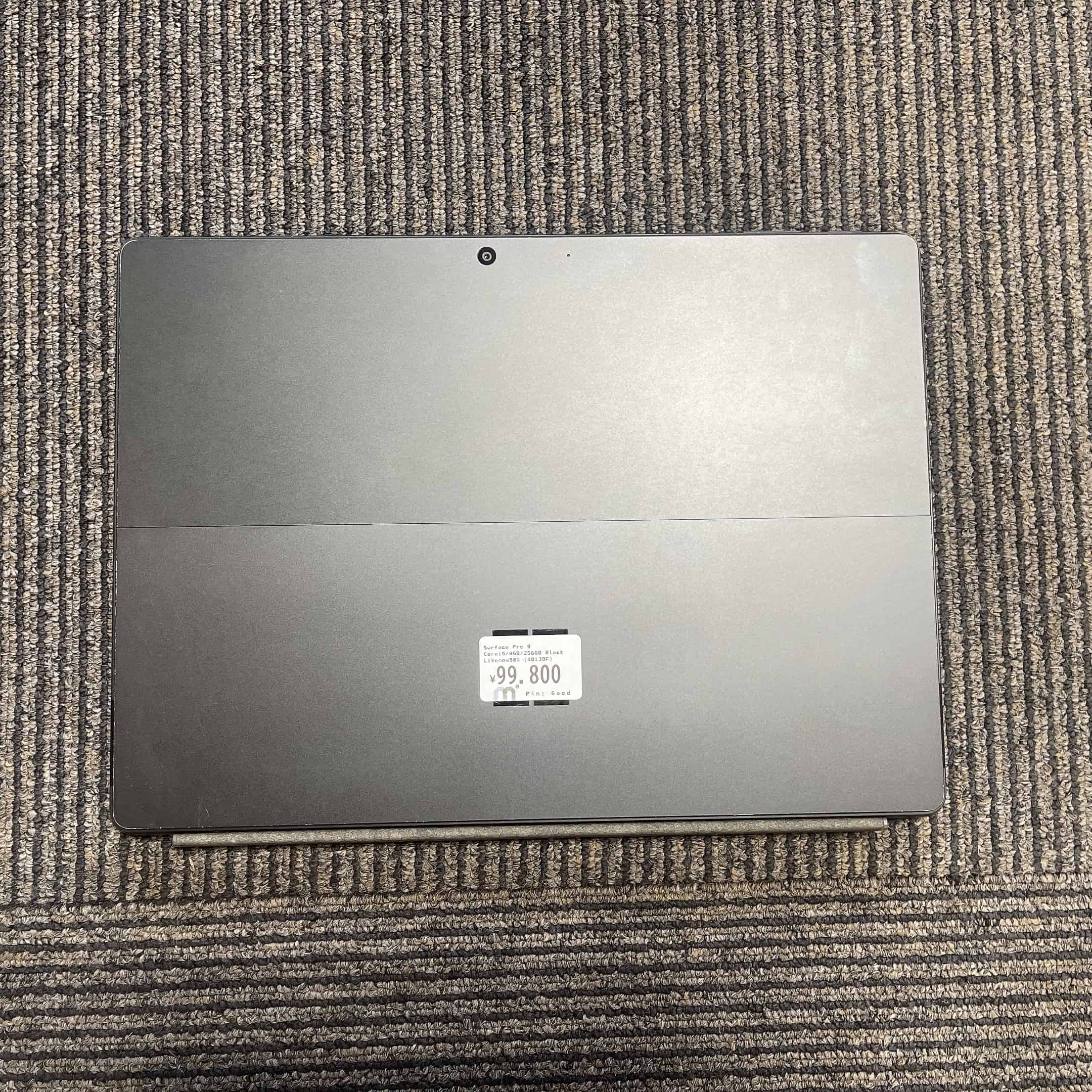 Surface 9 Pro Core i5 / RAM 8GB / 256GB SSD Black Surface 9 Pro Core i5 / RAM 8GB / 256GB SSD Black